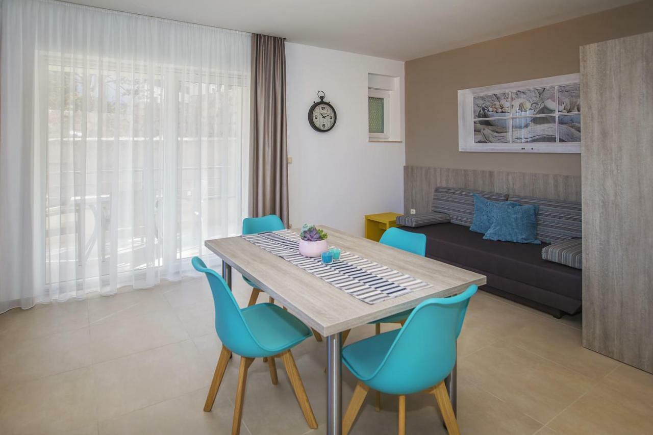 Apartments Capic Niko Baška Exterior foto